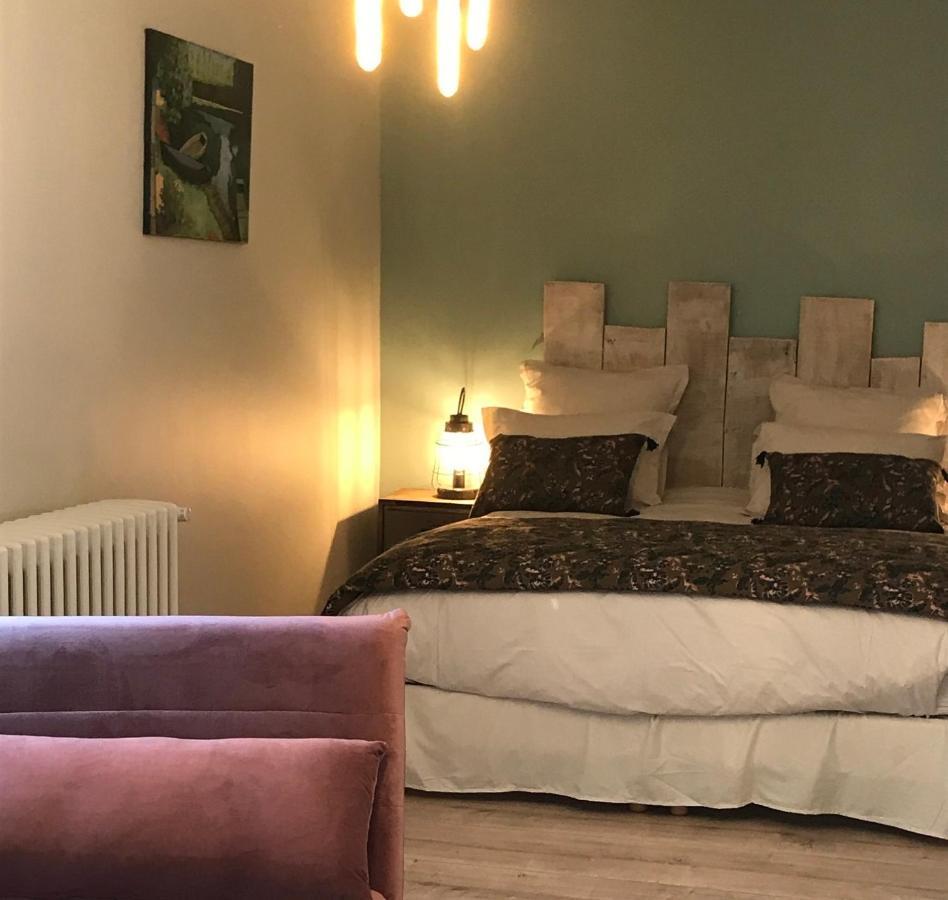 Bessines Logis De Pierre Levee B&B 외부 사진