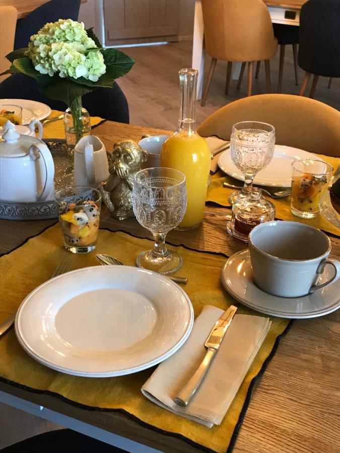 Bessines Logis De Pierre Levee B&B 외부 사진