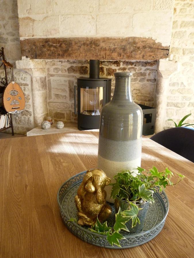 Bessines Logis De Pierre Levee B&B 외부 사진