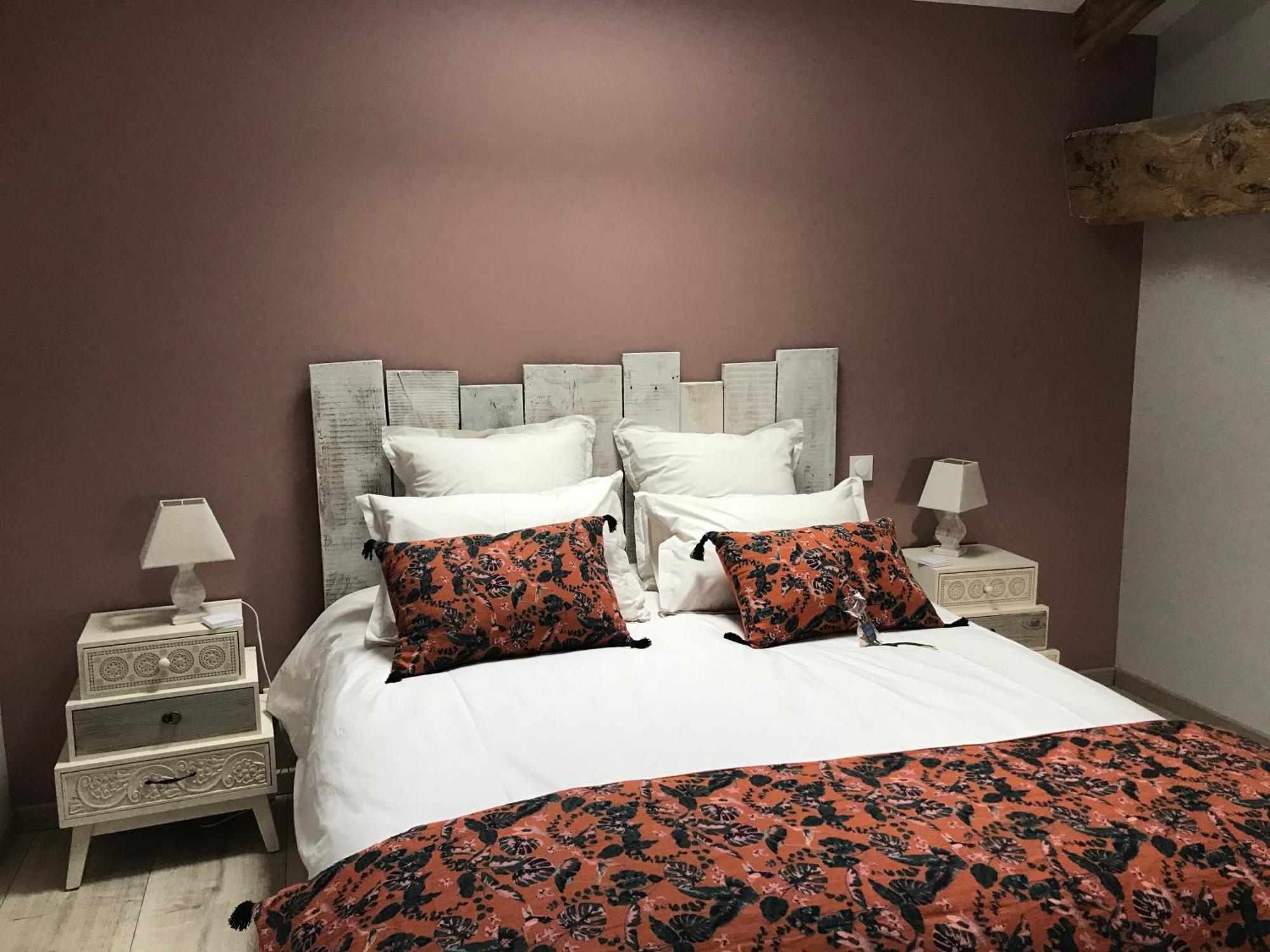 Bessines Logis De Pierre Levee B&B 외부 사진